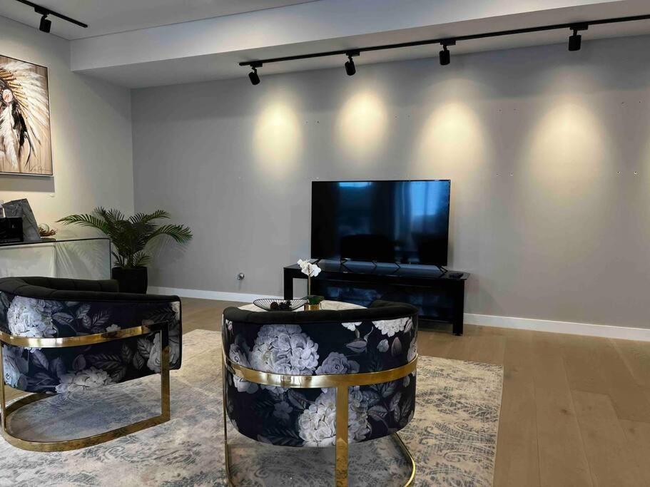 Luxury 3 Bedroom Apartment In Ryde Сидней Экстерьер фото